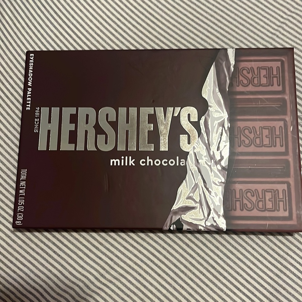 Hersey Milk chocolate eyeshadow palette